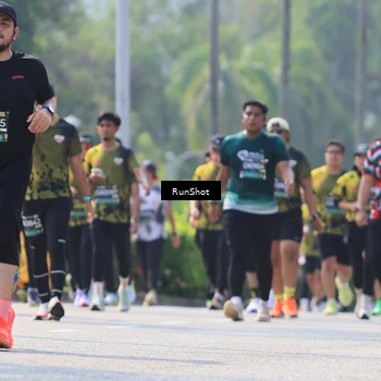 Runner Photo 7051262