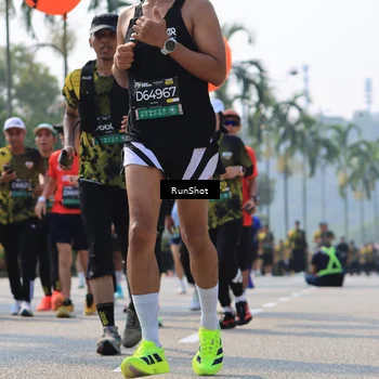 Runner Photo 7051265