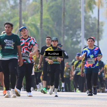 Runner Photo 7051276