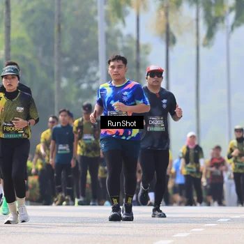 Runner Photo 7051293