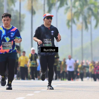 Runner Photo 7051307