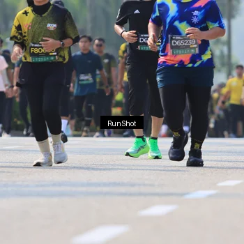 Runner Photo 7051309