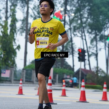 Runner Photo 7051331