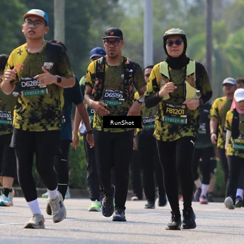 Runner Photo 7051337