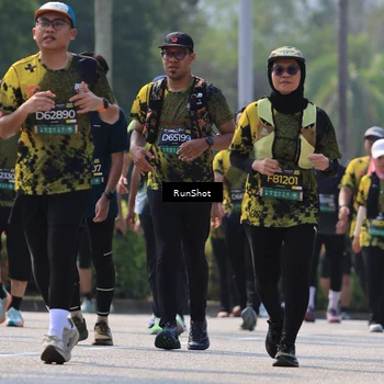 Runner Photo 7051340