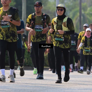 Runner Photo 7051349