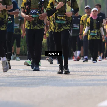 Runner Photo 7051351