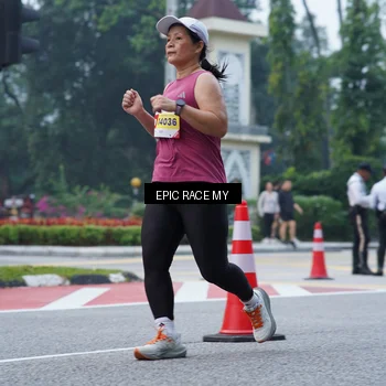 Runner Photo 7051354