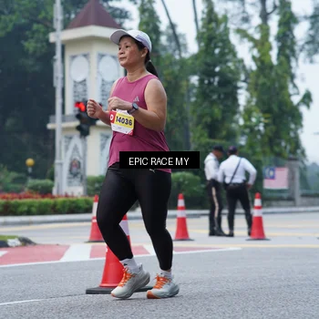 Runner Photo 7051363