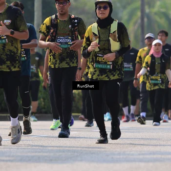 Runner Photo 7051364