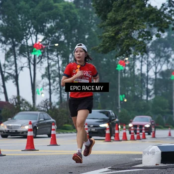 Runner Photo 7051390