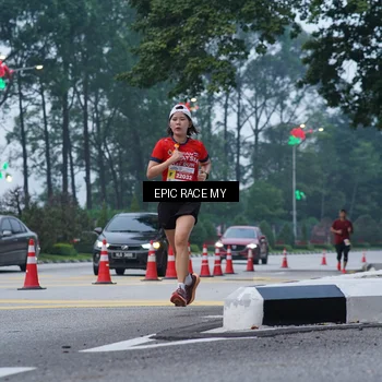 Runner Photo 7051392