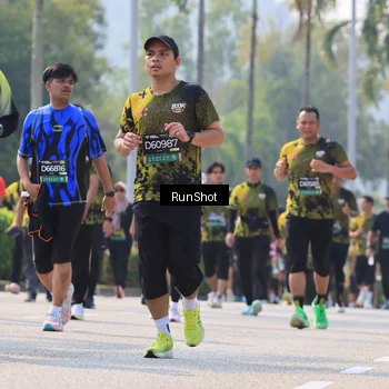 Runner Photo 7051395