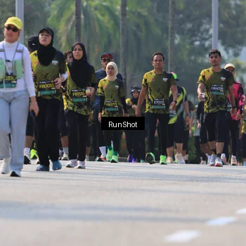 Runner Photo 7051420