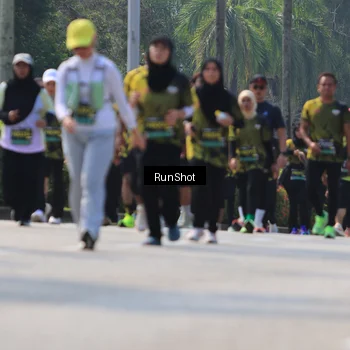 Runner Photo 7051426