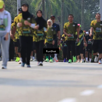 Runner Photo 7051434