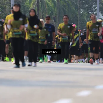 Runner Photo 7051436