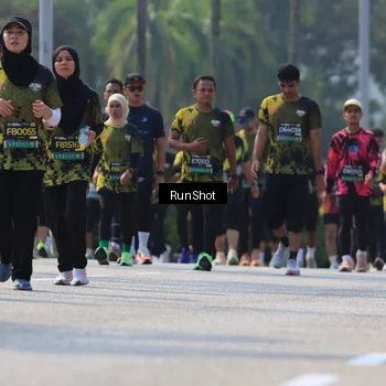 Runner Photo 7051450