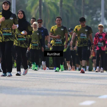 Runner Photo 7051451
