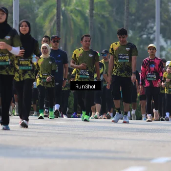 Runner Photo 7051452