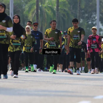 Runner Photo 7051455