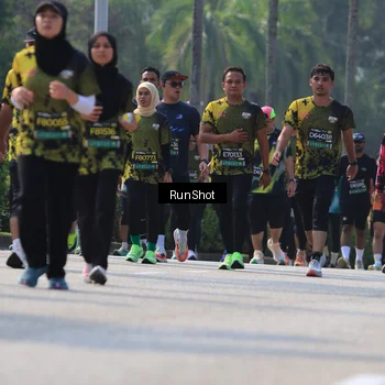 Runner Photo 7051460