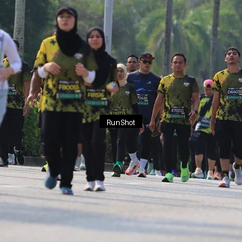 Runner Photo 7051465