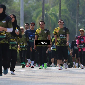 Runner Photo 7051477
