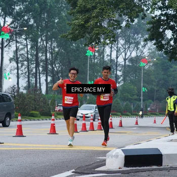 Runner Photo 7051480