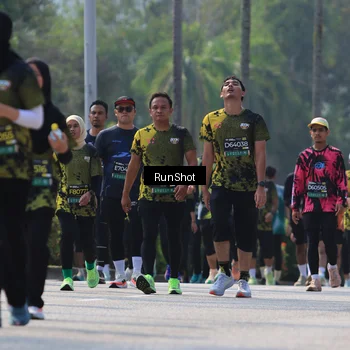 Runner Photo 7051487