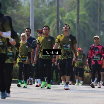 Runner Photo 7051494