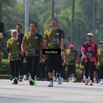 Runner Photo 7051501