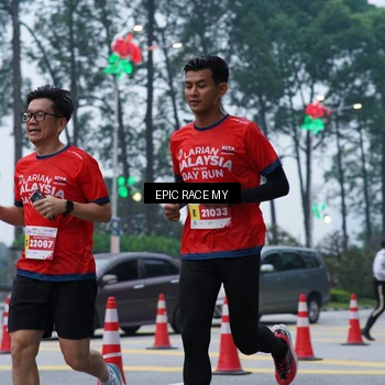 Runner Photo 7051502