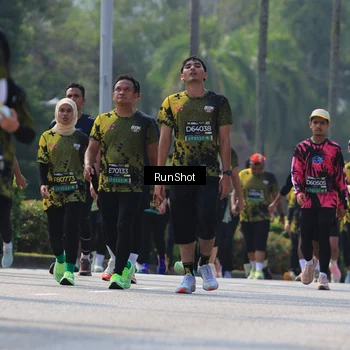 Runner Photo 7051506