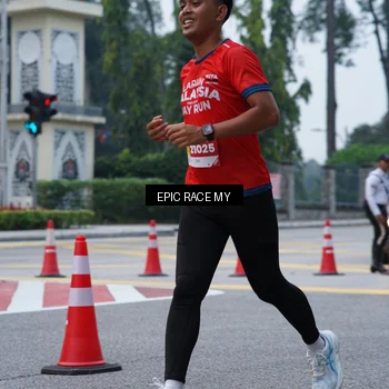 Runner Photo 7051542