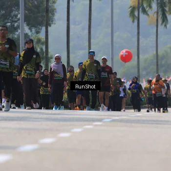 Runner Photo 7051549