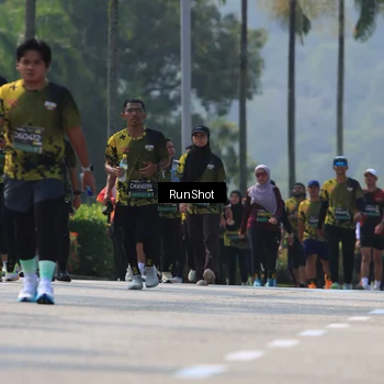 Runner Photo 7051553