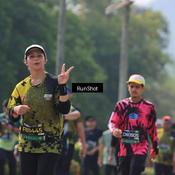 Runner Photo 7051558