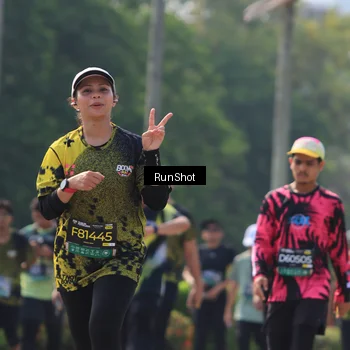 Runner Photo 7051560