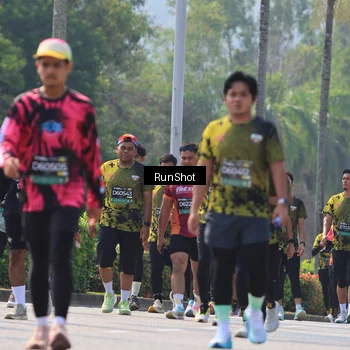 Runner Photo 7051561