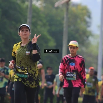 Runner Photo 7051569