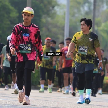 Runner Photo 7051576