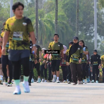Runner Photo 7051584