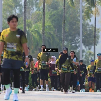 Runner Photo 7051586