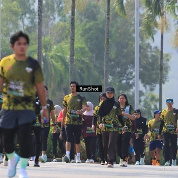 Runner Photo 7051593