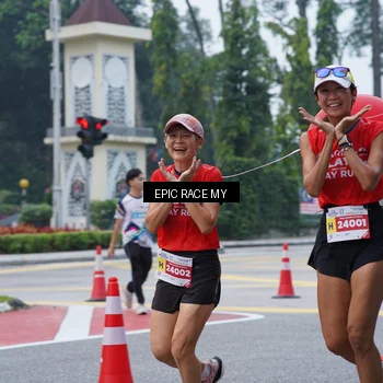 Runner Photo 7051602