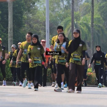Runner Photo 7051621