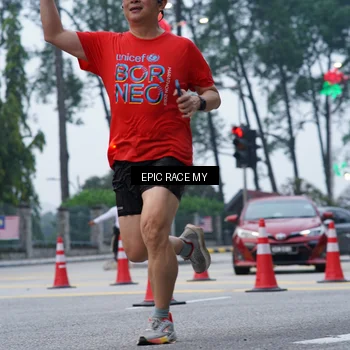 Runner Photo 7051635
