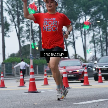 Runner Photo 7051639