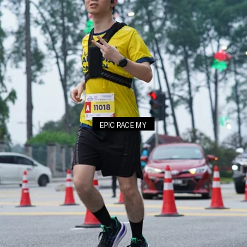 Runner Photo 7051654